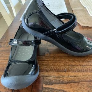 Hanna Anderson Kids’ Mary Janes